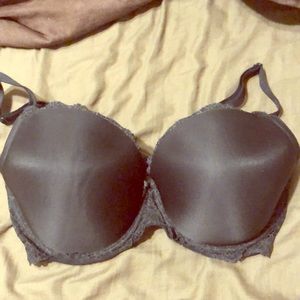 34DDD VICTORIA SECRET BRA BLACK LACE